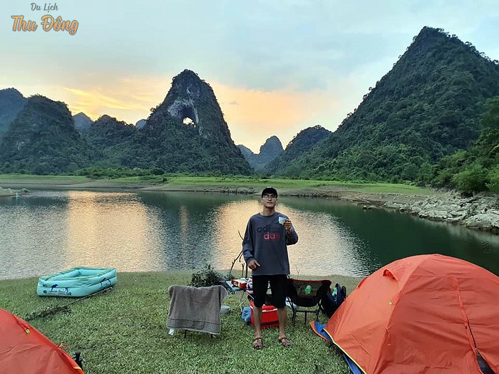 Thời điểm thích hợp du lịch Núi Mắt Thần 